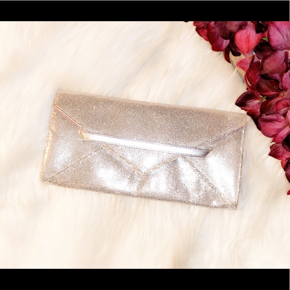 VICTORIA’S SECRET Silver Glitter Envelope Clutch